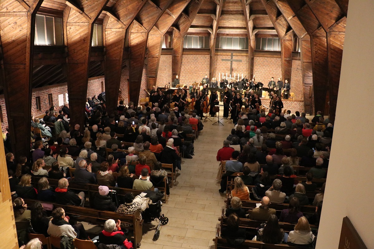 Konzert Junge Philharmonie in der Erlöser Kirche/ Bild: Ilja Lapato